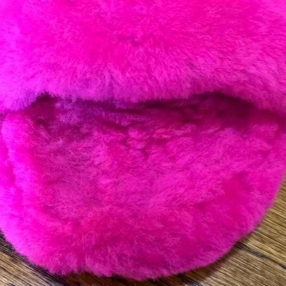 UGG Women's Fluff Yeah Shearling Slingback Slippers, Size 6, Hot Pink or Fuschia - Picture 5 of 11